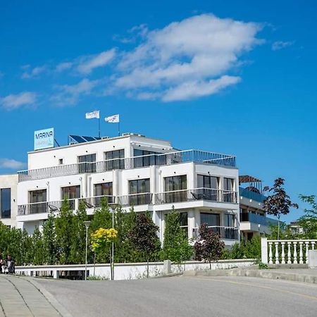 Marina Sarafovo Hotel Burgas Bagian luar foto