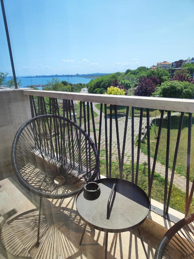 Marina Sarafovo Hotel Burgas Bagian luar foto